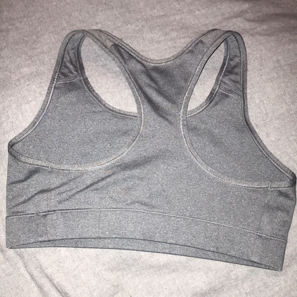 Nike sports bra DRI-FIT - Picture 2 of 2